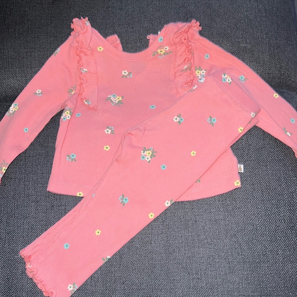 Gently Used Baby Gap Top & Bottom Set